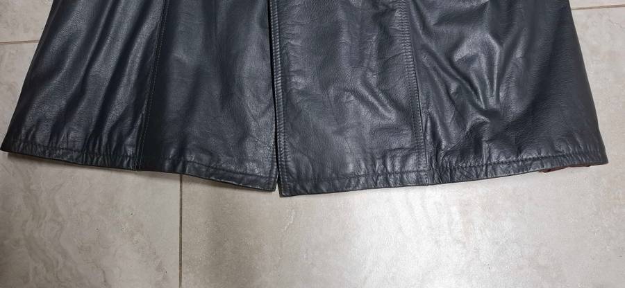 Vintage XL Men's Trench Coat - Genuine Leather - Superb Condition  - WINTER IS HERE !