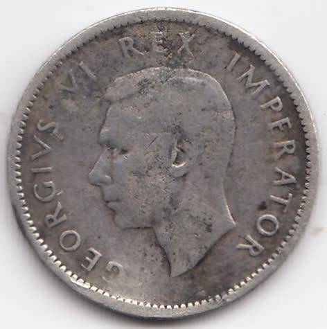 1946  SIXPENCE COIN SILVER   SA                SUN9325