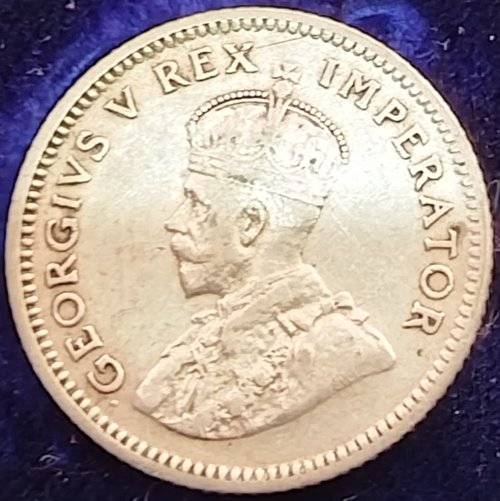 1933   SIX PENCE   COIN     SILVER            SUN11213