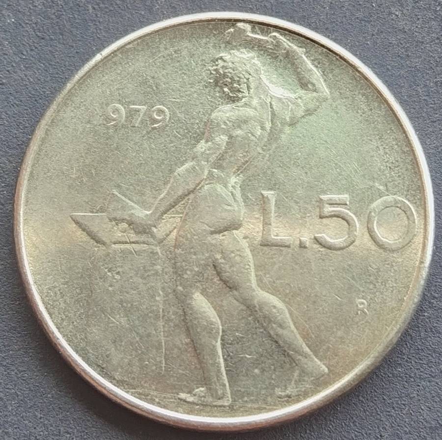 1979       50 Lire     Italy         SUN13561~