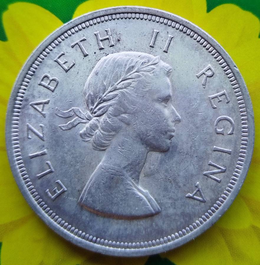 1955     5 SHILLING SILVER (SCARCE LOW MINTAGE 45080)       SUN14055*