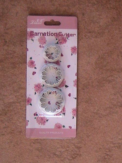 Carnation Cutters 3 pc