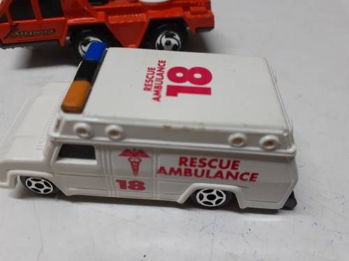 Maisto Die cast metal/plastic vehicles