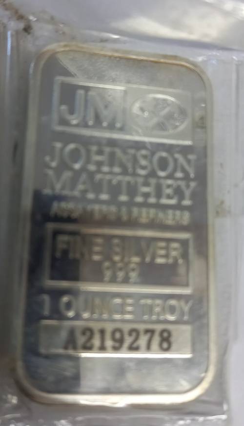 Johnson Matthey 1 ounce troy fine silver bar with serial numer