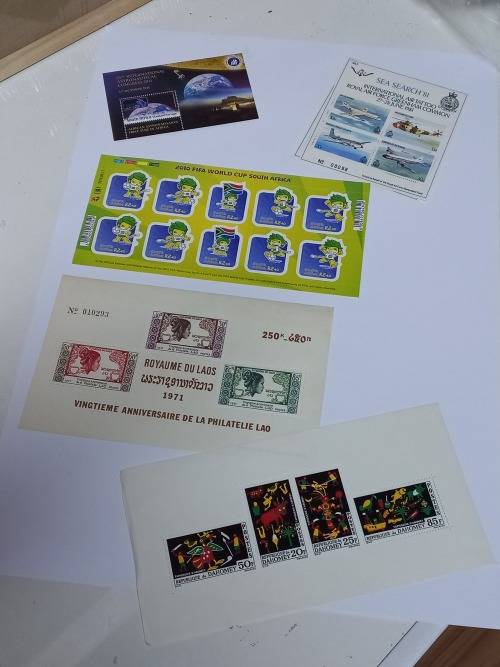 Bulk lot assorted stamps
