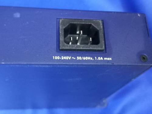 NETGEAR prosafe 24 port 10/100/1000Mbps smart switch GS724T