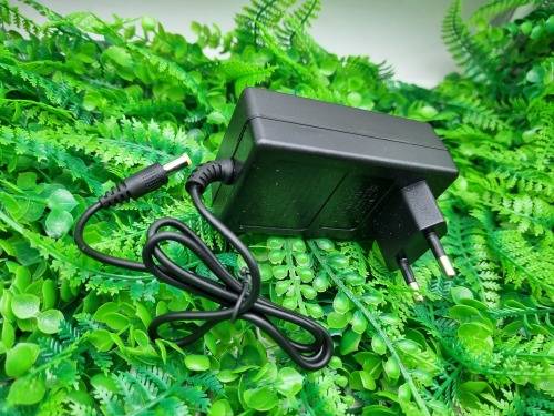 Mini electric chainsaw 24v