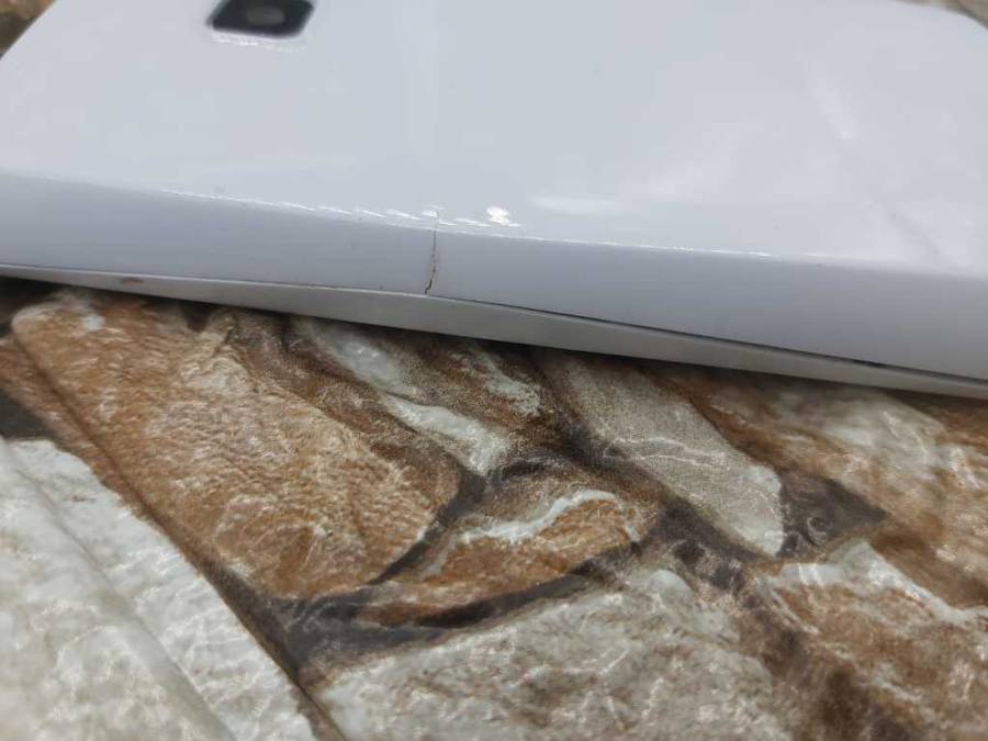 THINTA AGMOBILE --DUAL SIM CARD -2MP CAMERA