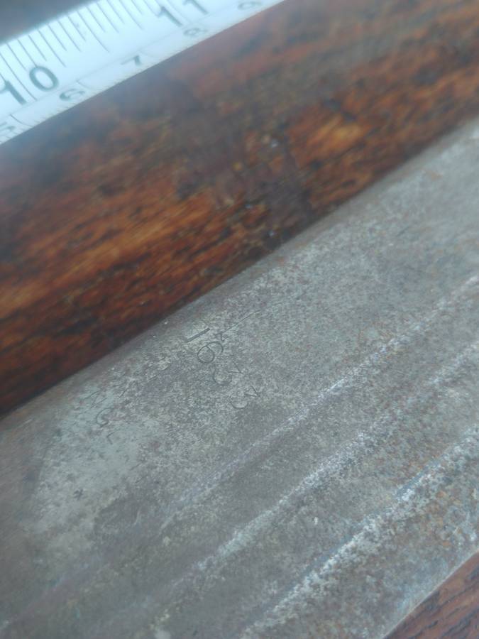 ANTIQUE WEEK #30 - 1633 DATE??  MARKINGS VERY UNCLEAR- VERRY OLD `panga` TYPE KNIFE