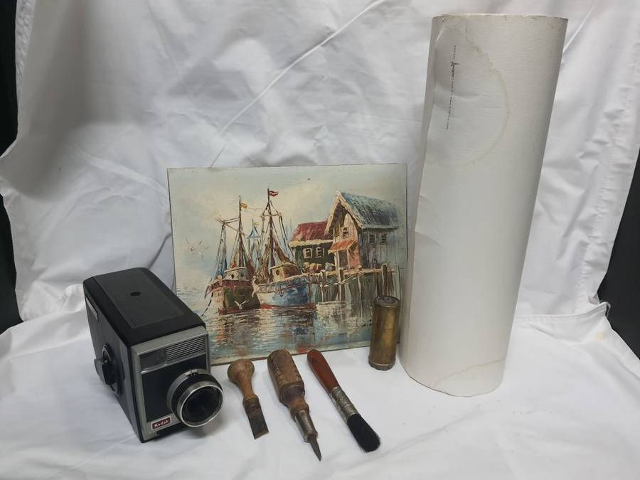 #4 dE PARIS ambience ** - job lot - art  - vintage Kodak working film camera AND M0RE _ WOW _