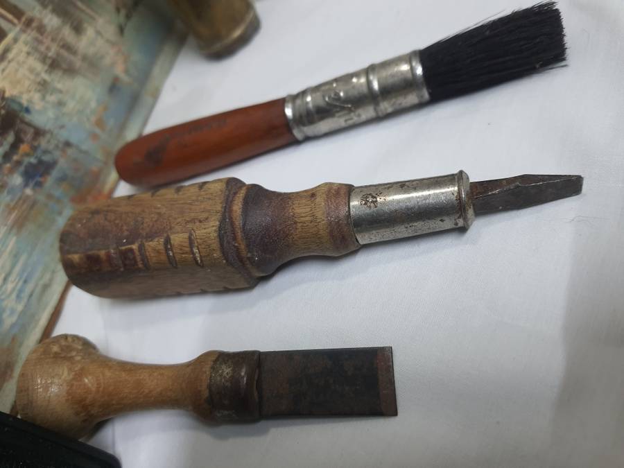 #4 dE PARIS ambience ** - job lot - art  - vintage Kodak working film camera AND M0RE _ WOW _