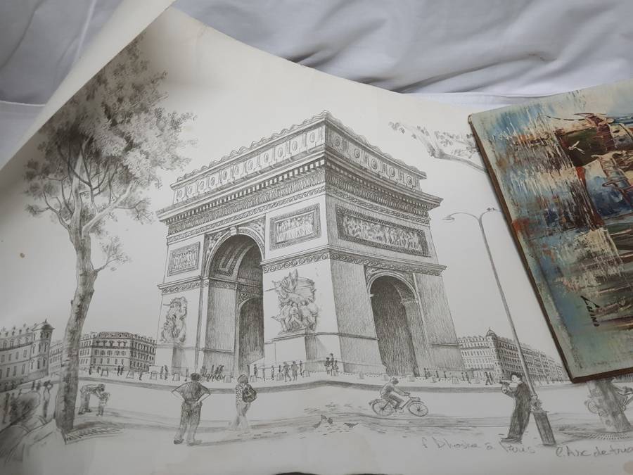 #4 dE PARIS ambience ** - job lot - art  - vintage Kodak working film camera AND M0RE _ WOW _