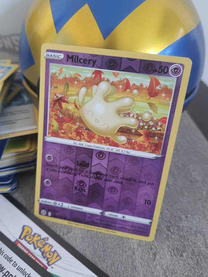 #20 POKEMON COLLECTION WITH BOX AND POKEBALL +- 150 CARDS