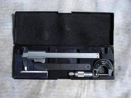 Engineers Vernier Micrometer Square and Ruler set.