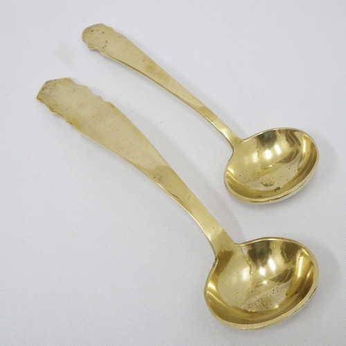 Set of 2 brass serving spoons (heavy) - @ Crazy R1 start