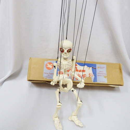 Pelham Puppets disjointing skeleton marionette in original box - String: 54.5 cm, Doll: 33 cm