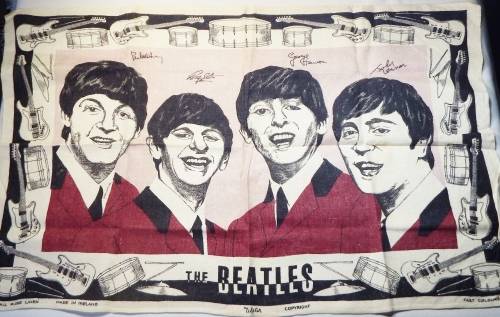 Original 1960's Beatles pure linen cloth towel - Measuring 47 x 73 cm