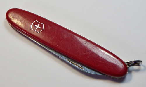 Victorinox twin blade pocket knife