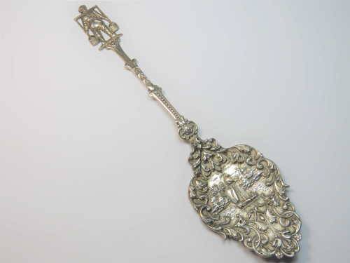 Herman Hooikaas Dutch silverplated cake lifter