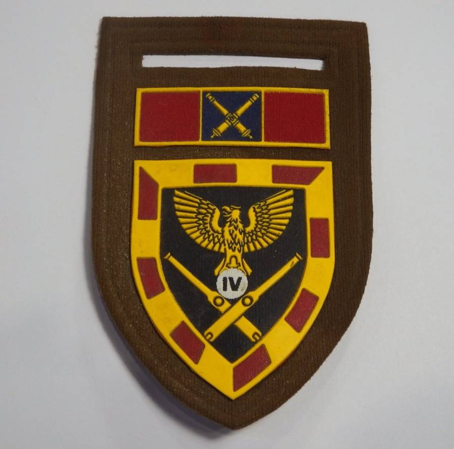 SADF 4 Field regiment with Directorate Artillery command bar tupperware flash