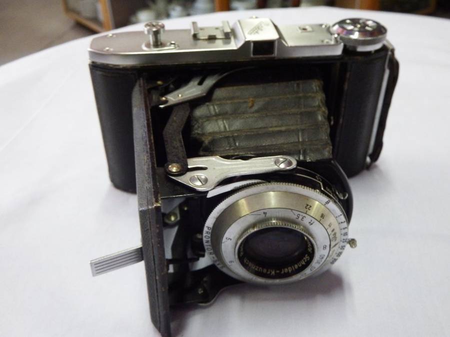 Vintage Balda Baldalux fold out camera with Schneider Radiona 1:4.5/105