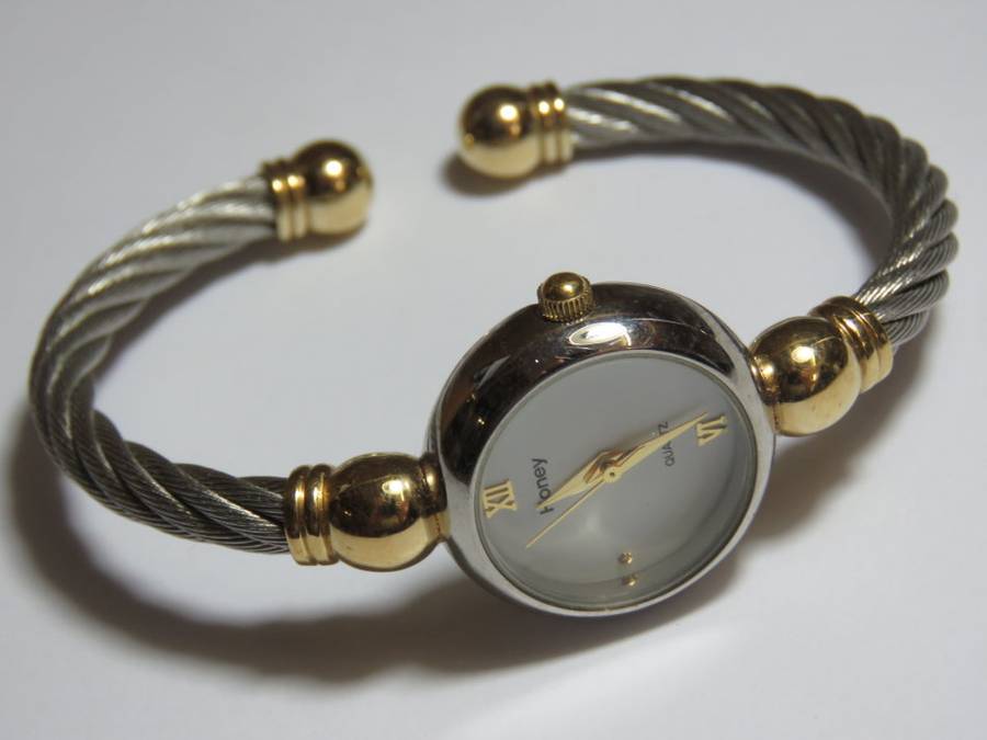 Honey Quartz ladies cable bangle watch - Working