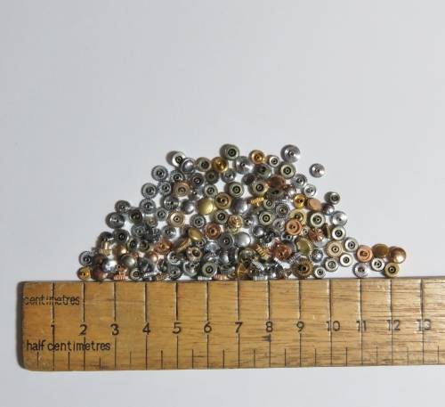 Lot of more than 140 vintage watch crowns - New and used