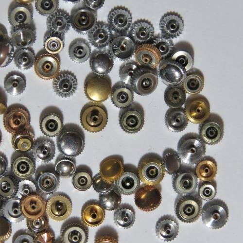 Lot of more than 140 vintage watch crowns - New and used