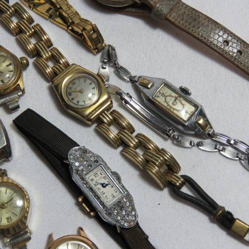 Lot of 11 vintage ladies mechanical watches for spares - Not working