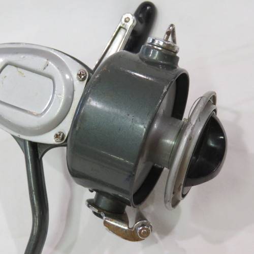 Vintage fishing reel