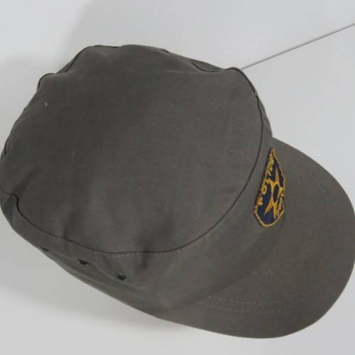 Police 2001 cap and badge - Possibly USA - 53cm