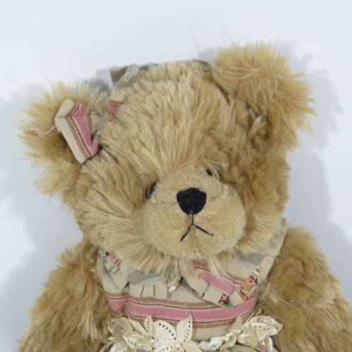 Beautiful Victoria teddy bear - Length 47 cm