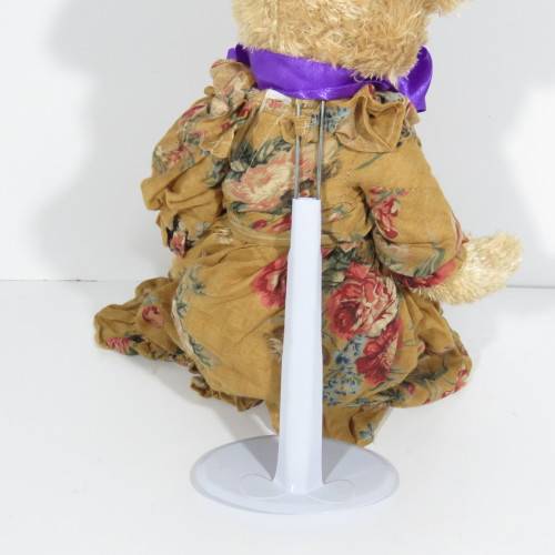 Victoria teddy bear on stand - Length 45 cm