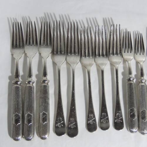 Lot of 19 cutlery pieces - Union of South Africa - House of Parliament emblem