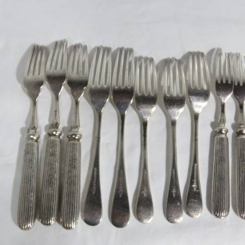 Lot of 19 cutlery pieces - Union of South Africa - House of Parliament emblem