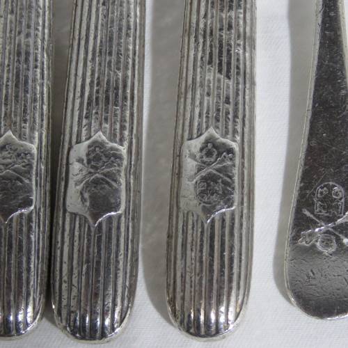 Lot of 19 cutlery pieces - Union of South Africa - House of Parliament emblem