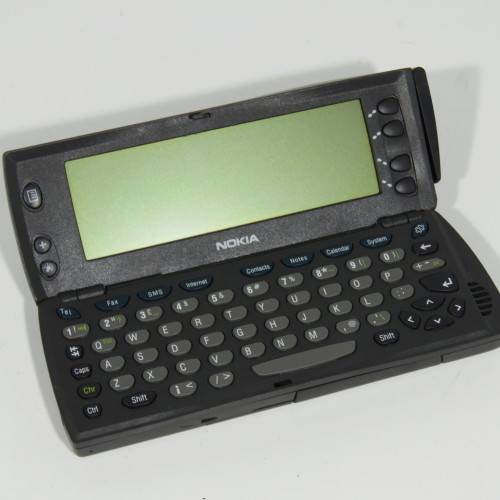 Lot of 2 vintage cellphones - Nokia and Siemens S10 - Not tested - No chargers