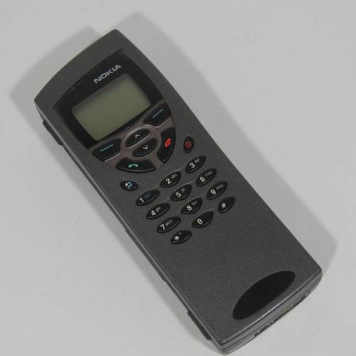 Lot of 2 vintage cellphones - Nokia and Siemens S10 - Not tested - No chargers