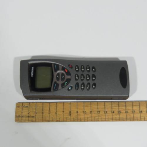 Lot of 2 vintage cellphones - Nokia and Siemens S10 - Not tested - No chargers