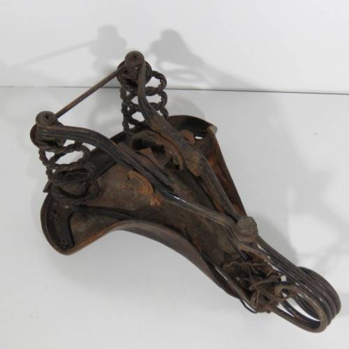 Antique leather bicycle saddle seat
