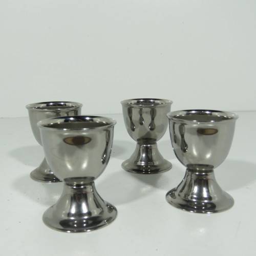 Set of 4 stainless steel egg cup holders