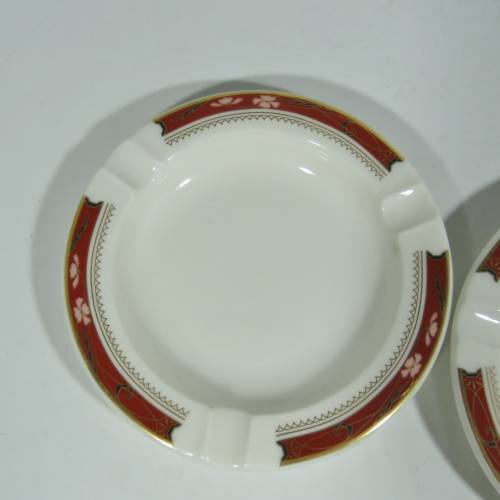 Pair of Royal Doulton Capital ashtrays - Hotel porcelain