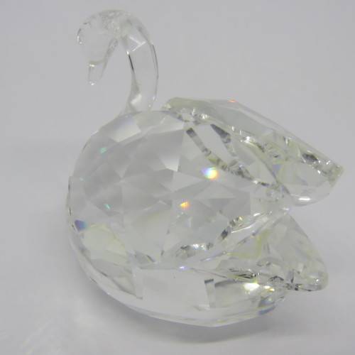 Swarovski Swan no box - Weighs 141.3grams - Minute chips on tail