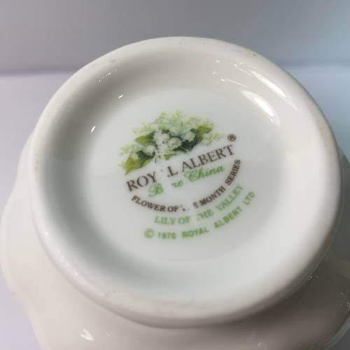 Royal Albert Flower of the month - May - Lily of the Valley porcelain duo