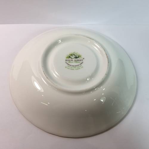 Royal Albert Flower of the month - May - Lily of the Valley porcelain duo