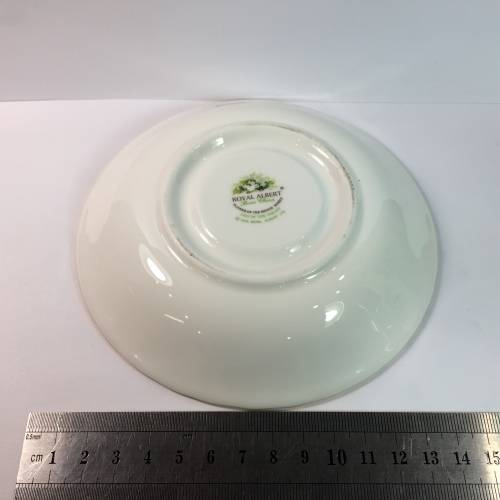 Royal Albert Flower of the month - May - Lily of the Valley porcelain duo