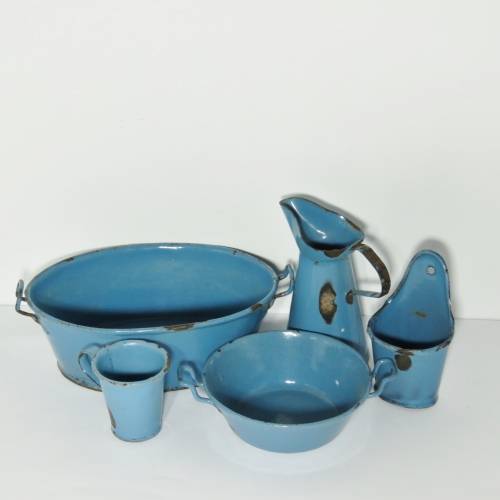 Vintage enamel child's play set  from the 1950's