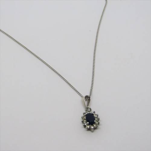 Sterling silver necklace with blue stone pendant - Weighs 2.0grams - Size: 26cm