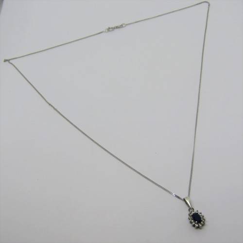 Sterling silver necklace with blue stone pendant - Weighs 2.0grams - Size: 26cm