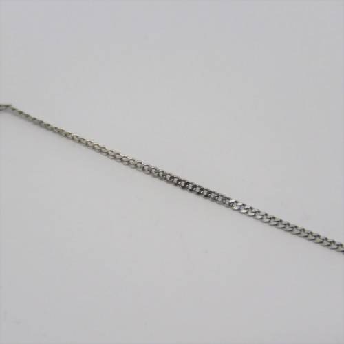 Sterling silver necklace with blue stone pendant - Weighs 2.0grams - Size: 26cm